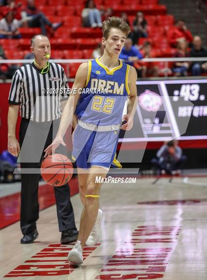 Thumbnail 2 in Orem vs. Woods Cross (UHSAA Quarter Final) photogallery.