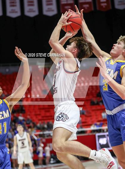 Thumbnail 1 in Orem vs. Woods Cross (UHSAA Quarter Final) photogallery.