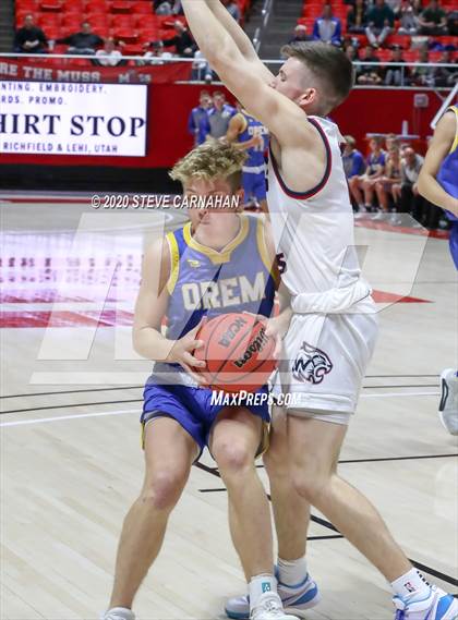 Thumbnail 2 in Orem vs. Woods Cross (UHSAA Quarter Final) photogallery.