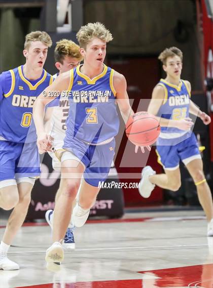 Thumbnail 2 in Orem vs. Woods Cross (UHSAA Quarter Final) photogallery.