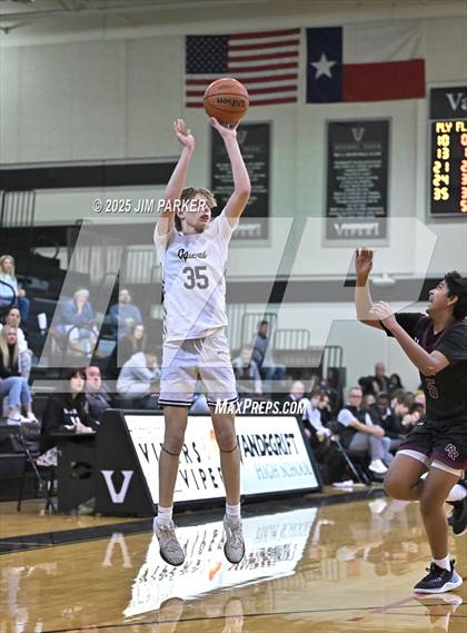 Thumbnail 2 in Round Rock @ Vandegrift photogallery.