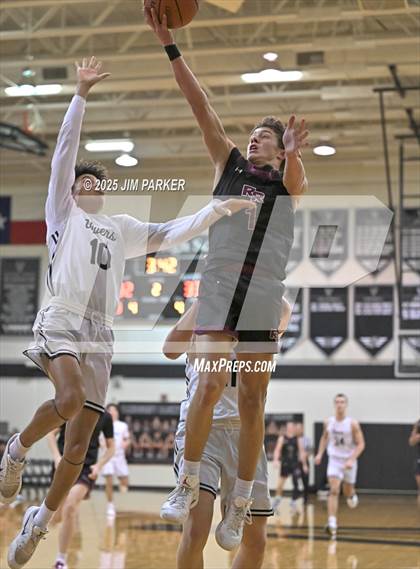 Thumbnail 2 in Round Rock @ Vandegrift photogallery.
