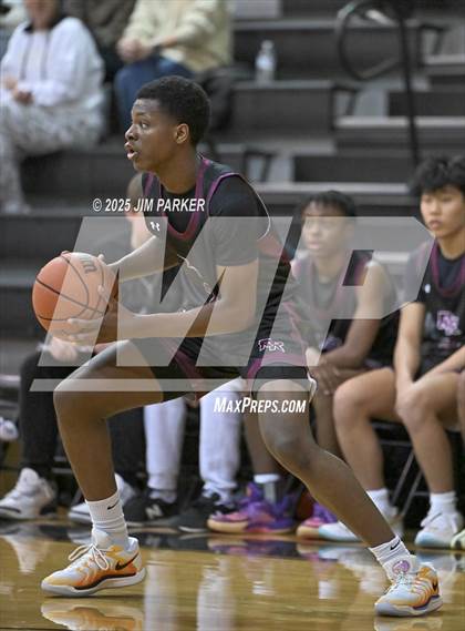 Thumbnail 3 in Round Rock @ Vandegrift photogallery.