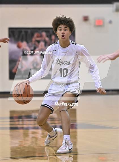 Thumbnail 2 in Round Rock @ Vandegrift photogallery.