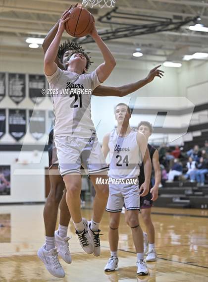 Thumbnail 3 in Round Rock @ Vandegrift photogallery.