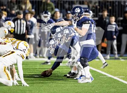 Thumbnail 2 in Simi Valley vs. Loyola (CIF-SS D3 Semi-Final) photogallery.