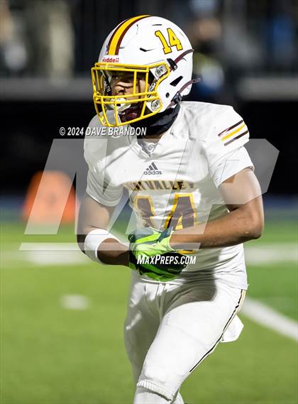 Thumbnail 2 in Simi Valley vs. Loyola (CIF-SS D3 Semi-Final) photogallery.