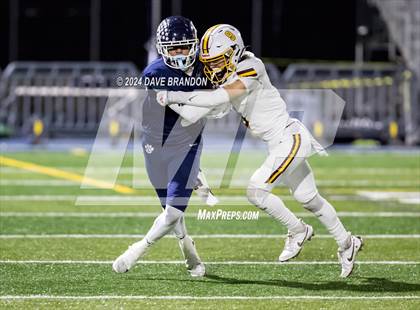 Thumbnail 2 in Simi Valley vs. Loyola (CIF-SS D3 Semi-Final) photogallery.