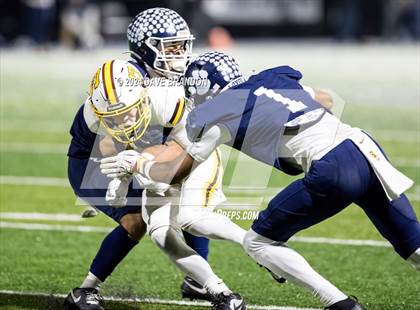 Thumbnail 1 in Simi Valley vs. Loyola (CIF-SS D3 Semi-Final) photogallery.
