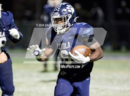 Thumbnail 3 in Simi Valley vs. Loyola (CIF-SS D3 Semi-Final) photogallery.