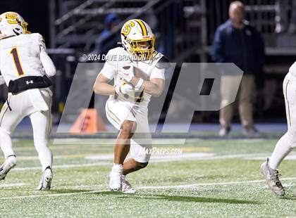 Thumbnail 2 in Simi Valley vs. Loyola (CIF-SS D3 Semi-Final) photogallery.