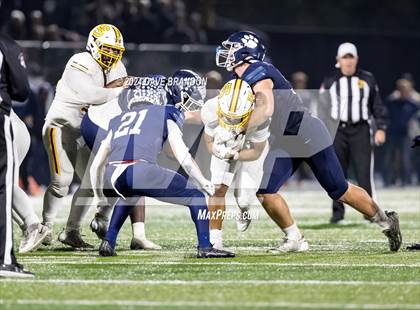 Thumbnail 1 in Simi Valley vs. Loyola (CIF-SS D3 Semi-Final) photogallery.