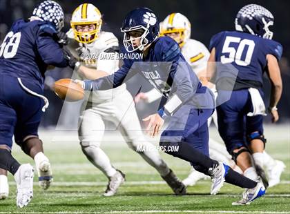 Thumbnail 1 in Simi Valley vs. Loyola (CIF-SS D3 Semi-Final) photogallery.