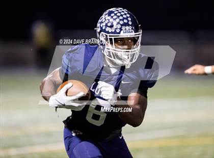 Thumbnail 2 in Simi Valley vs. Loyola (CIF-SS D3 Semi-Final) photogallery.