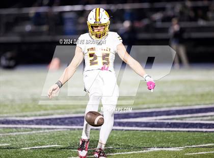 Thumbnail 2 in Simi Valley vs. Loyola (CIF-SS D3 Semi-Final) photogallery.