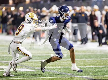 Thumbnail 3 in Simi Valley vs. Loyola (CIF-SS D3 Semi-Final) photogallery.