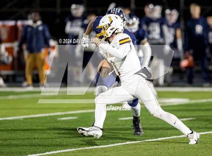 Thumbnail 1 in Simi Valley vs. Loyola (CIF-SS D3 Semi-Final) photogallery.