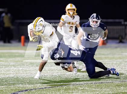Thumbnail 1 in Simi Valley vs. Loyola (CIF-SS D3 Semi-Final) photogallery.