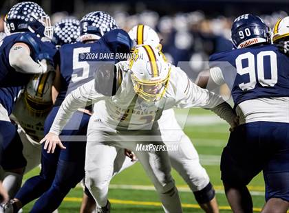 Thumbnail 3 in Simi Valley vs. Loyola (CIF-SS D3 Semi-Final) photogallery.
