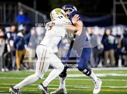 Thumbnail 3 in Simi Valley vs. Loyola (CIF-SS D3 Semi-Final) photogallery.
