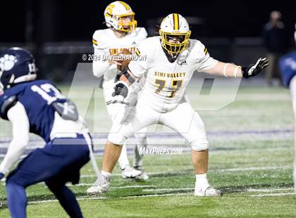 Thumbnail 3 in Simi Valley vs. Loyola (CIF-SS D3 Semi-Final) photogallery.