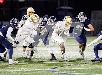 Thumbnail 3 in Simi Valley vs. Loyola (CIF-SS D3 Semi-Final) photogallery.