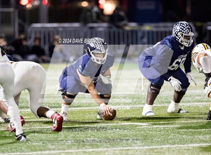 Thumbnail 3 in Simi Valley vs. Loyola (CIF-SS D3 Semi-Final) photogallery.