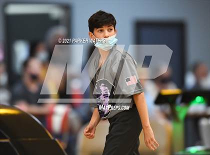 Thumbnail 1 in LHSAA Bowling Playoffs (Round 2, 1 PM, Kenner Lanes) photogallery.