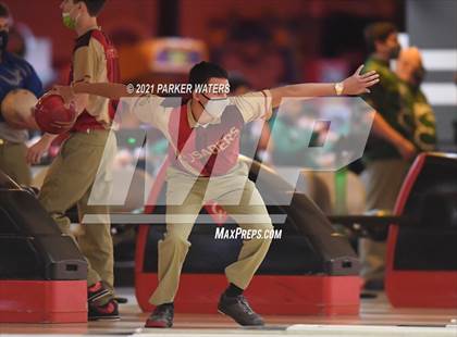 Thumbnail 1 in LHSAA Bowling Playoffs (Round 2, 1 PM, Kenner Lanes) photogallery.