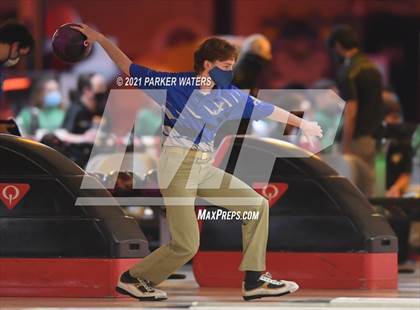 Thumbnail 1 in LHSAA Bowling Playoffs (Round 2, 1 PM, Kenner Lanes) photogallery.