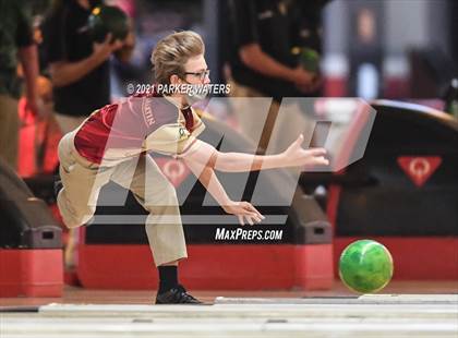 Thumbnail 2 in LHSAA Bowling Playoffs (Round 2, 1 PM, Kenner Lanes) photogallery.