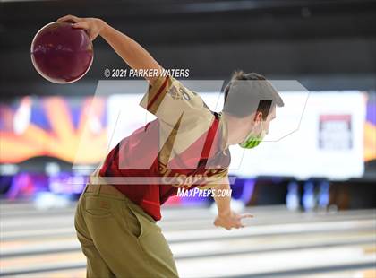 Thumbnail 3 in LHSAA Bowling Playoffs (Round 2, 1 PM, Kenner Lanes) photogallery.