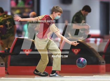 Thumbnail 1 in LHSAA Bowling Playoffs (Round 2, 1 PM, Kenner Lanes) photogallery.