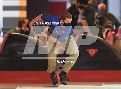 Thumbnail 1 in LHSAA Bowling Playoffs (Round 2, 1 PM, Kenner Lanes) photogallery.