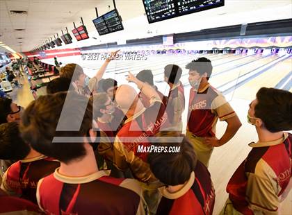 Thumbnail 3 in LHSAA Bowling Playoffs (Round 2, 1 PM, Kenner Lanes) photogallery.