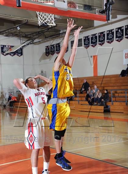 Thumbnail 2 in Holy Martyrs Armenian vs. Maranatha (Poly Tournament) photogallery.