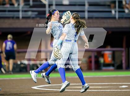 Thumbnail 1 in Angleton vs Barbers Hill @ Deer Park (UIL Softball 5A Region Finals) photogallery.