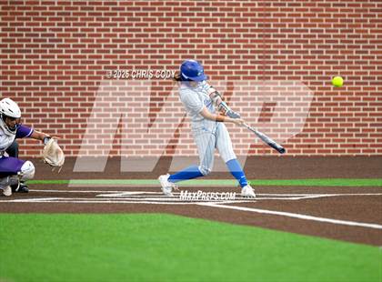 Thumbnail 1 in Angleton vs Barbers Hill @ Deer Park (UIL Softball 5A Region Finals) photogallery.