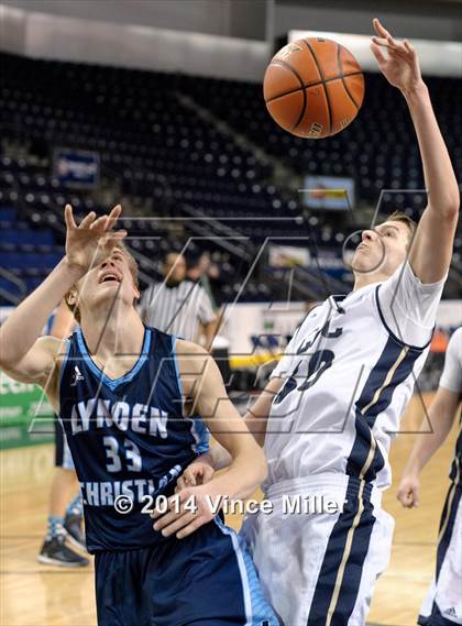 Thumbnail 2 in Cedar Park Christian vs. Lynden Christian photogallery.