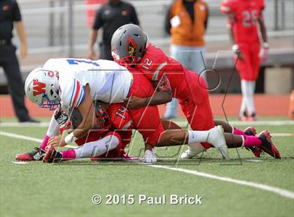 Thumbnail 3 in Westlake vs. Del Valle photogallery.