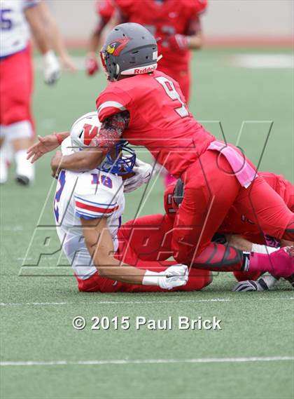 Thumbnail 2 in Westlake vs. Del Valle photogallery.
