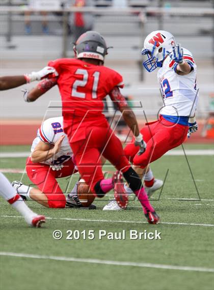Thumbnail 1 in Westlake vs. Del Valle photogallery.