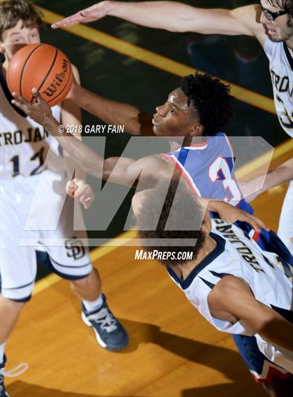 Thumbnail 3 in Red Bank @ Soddy Daisy photogallery.