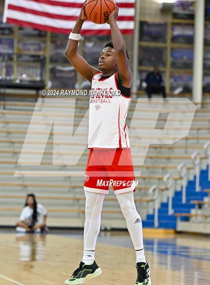 Thumbnail 1 in Indianapolis Crispus Attucks vs Richmond (IBCA / IHSAA Showcase) photogallery.