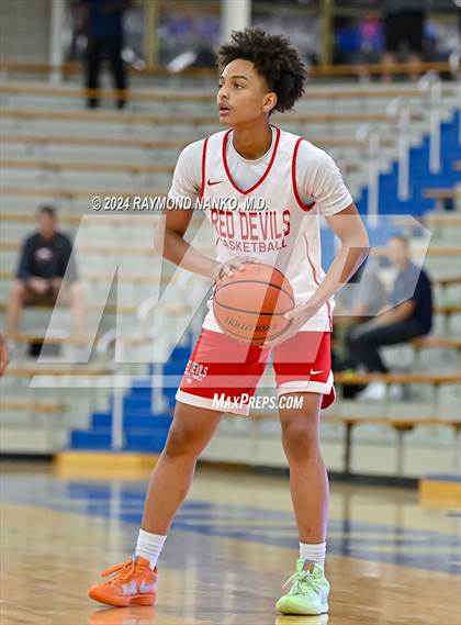 Thumbnail 1 in Indianapolis Crispus Attucks vs Richmond (IBCA / IHSAA Showcase) photogallery.
