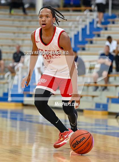 Thumbnail 2 in Indianapolis Crispus Attucks vs Richmond (IBCA / IHSAA Showcase) photogallery.