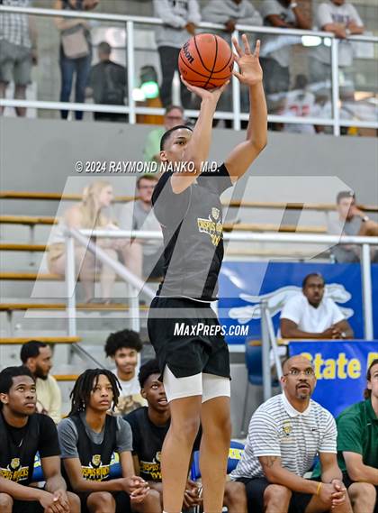 Thumbnail 3 in Indianapolis Crispus Attucks vs Richmond (IBCA / IHSAA Showcase) photogallery.