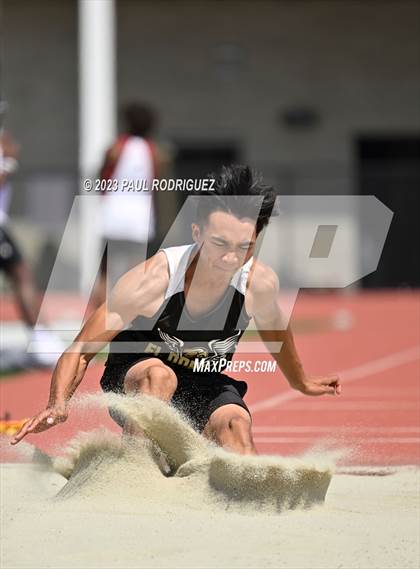 Thumbnail 3 in North Hills League Finals photogallery.