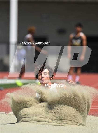 Thumbnail 2 in North Hills League Finals photogallery.
