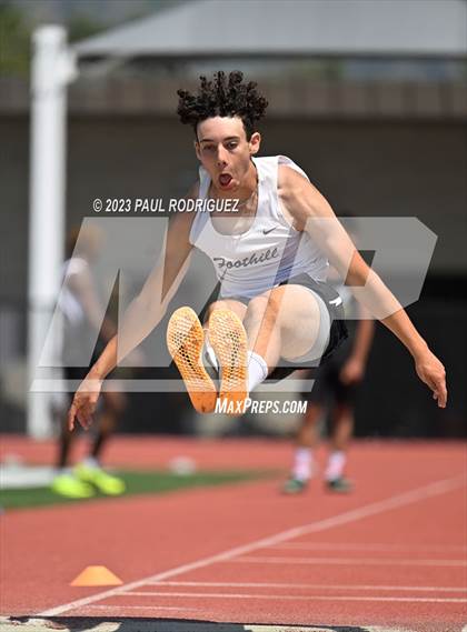 Thumbnail 3 in North Hills League Finals photogallery.
